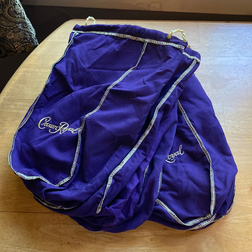 Lot of 7 Crown Royal Bags Drawstring Velvet Felt Bag Pouch Holder Liquor